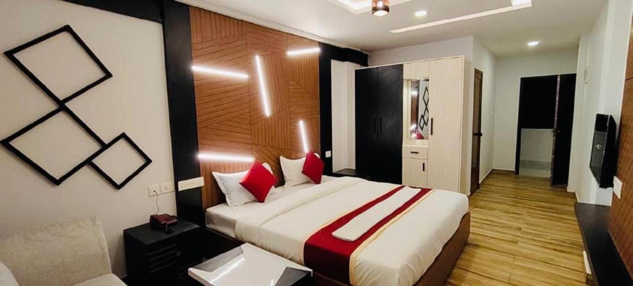 The Lavender Resort Waynad Vaduvanchal Экстерьер фото